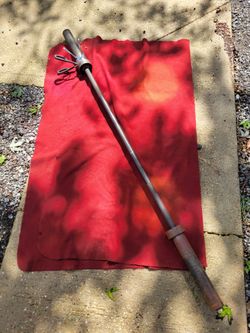 5' STRAIGHT BAR 2" HOLE SOLID 
11525 S HALSTED/7111.S WESTERN 
30$  CASH ONLY AS IS
