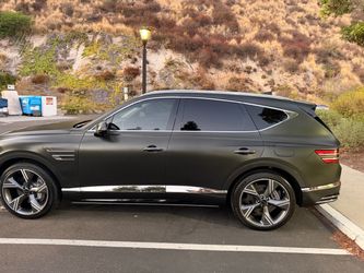 2025 Genesis Gv80