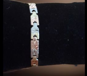 Gold bracelet