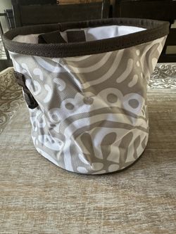 Thirty-One Taupe Playful Parade Oh- Snap Bin