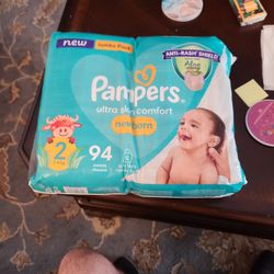 Pampers Ultra Skin Comfort Diapers - Newborn Size, 94-Pack 