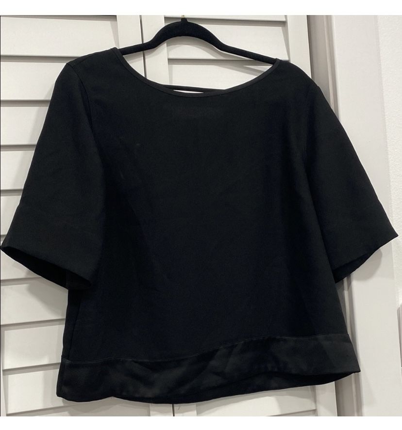 Boxy Cropped Blouse