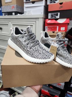 Yeezy Boost 350 "Turtle Dove" 