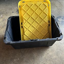 UTILITY TOTE w/ LID