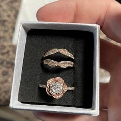 14kt Rose Gold Flower Ring 