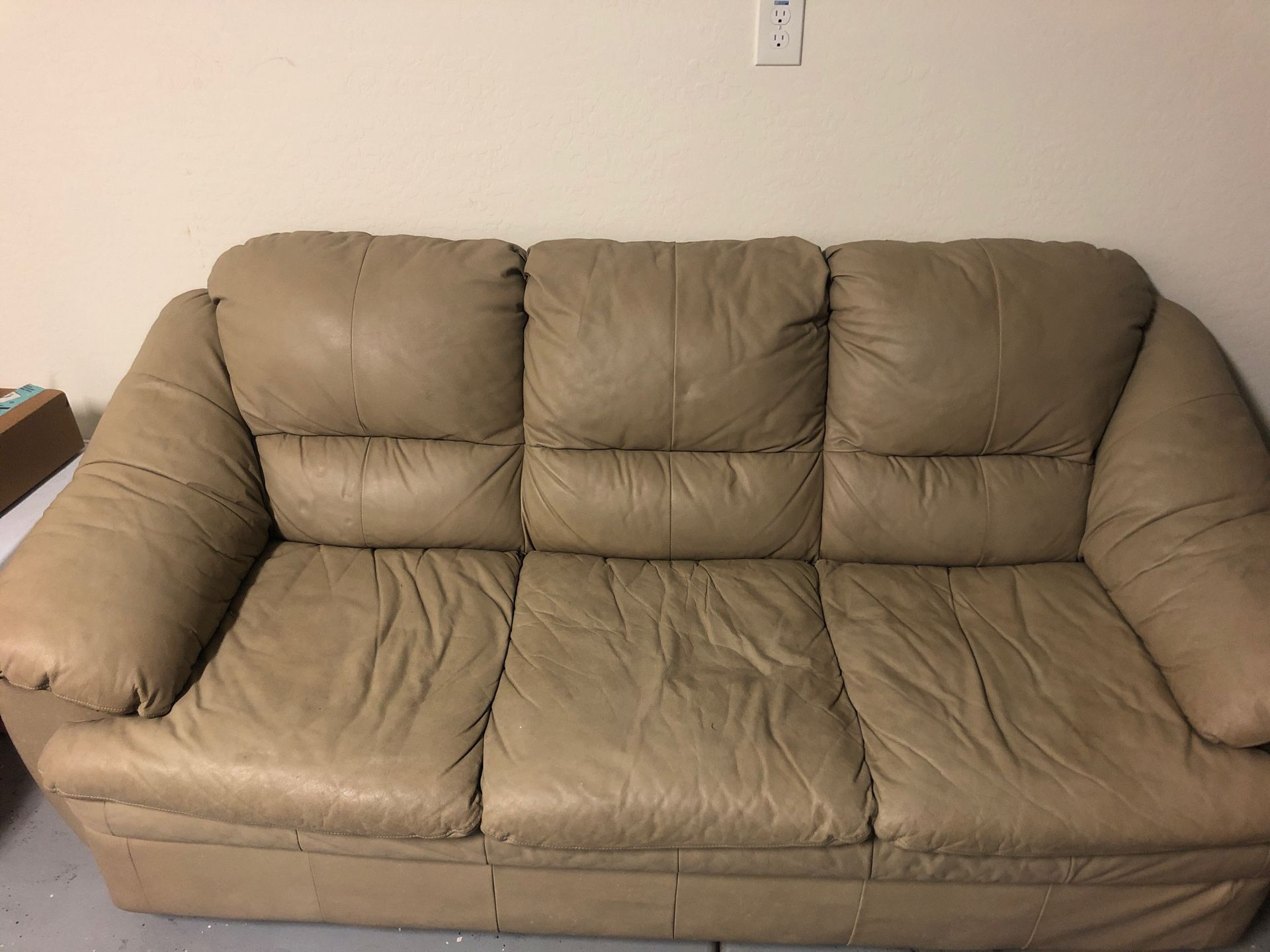 3-Seating Leather Couch