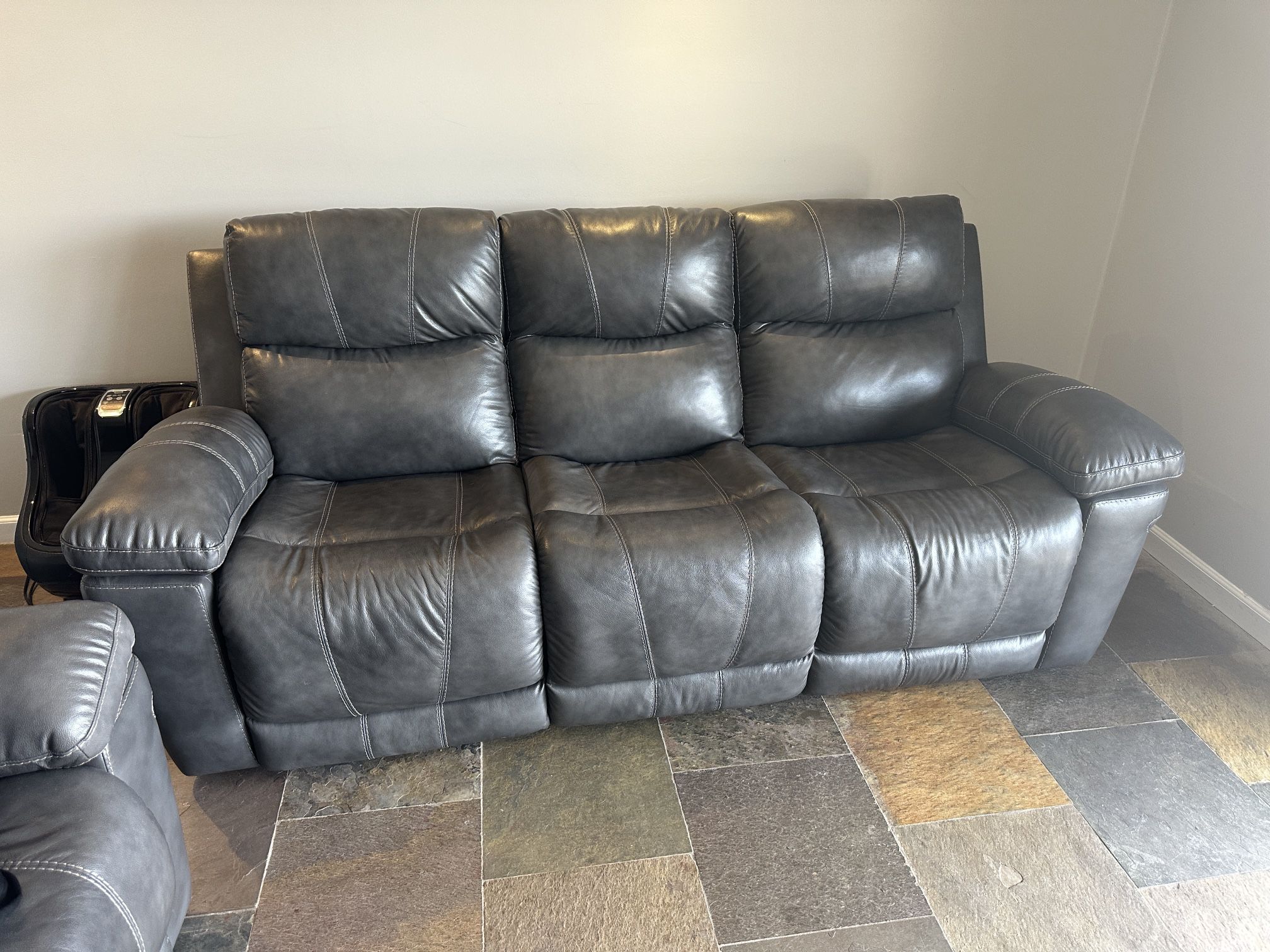 Brand New Leather Recliner Sofas 