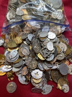 Huge Lot 4 pounds Of Vintage Religious Medals Estate Find In Found Condition