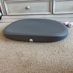 Hatch baby Changing Table