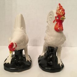 Vintage Artmark Hand Painted Ceramic 2 Roosters