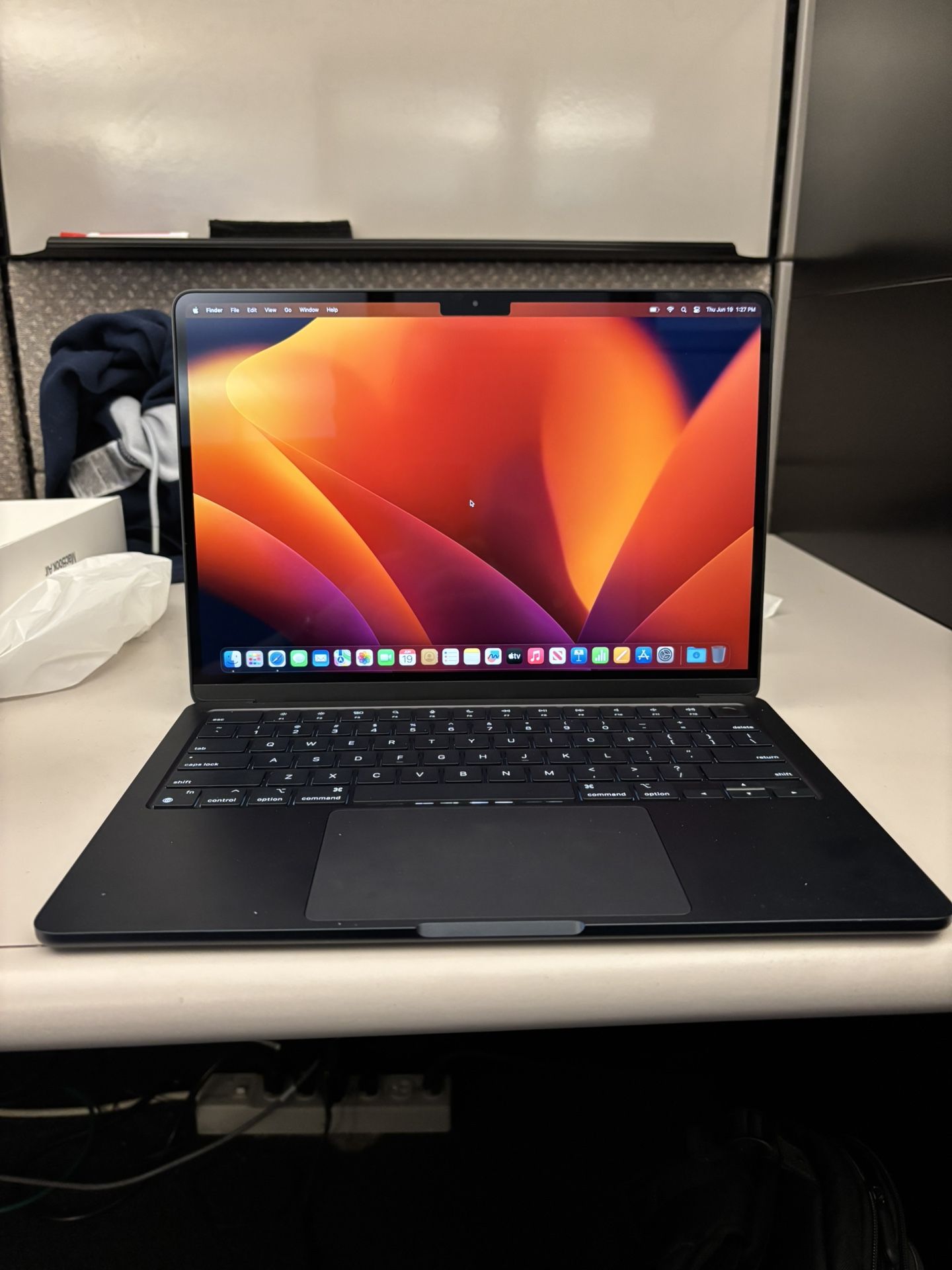 Apple MacBook Air 13.6” Laptop M2 Chip Built For Apple Intelligence