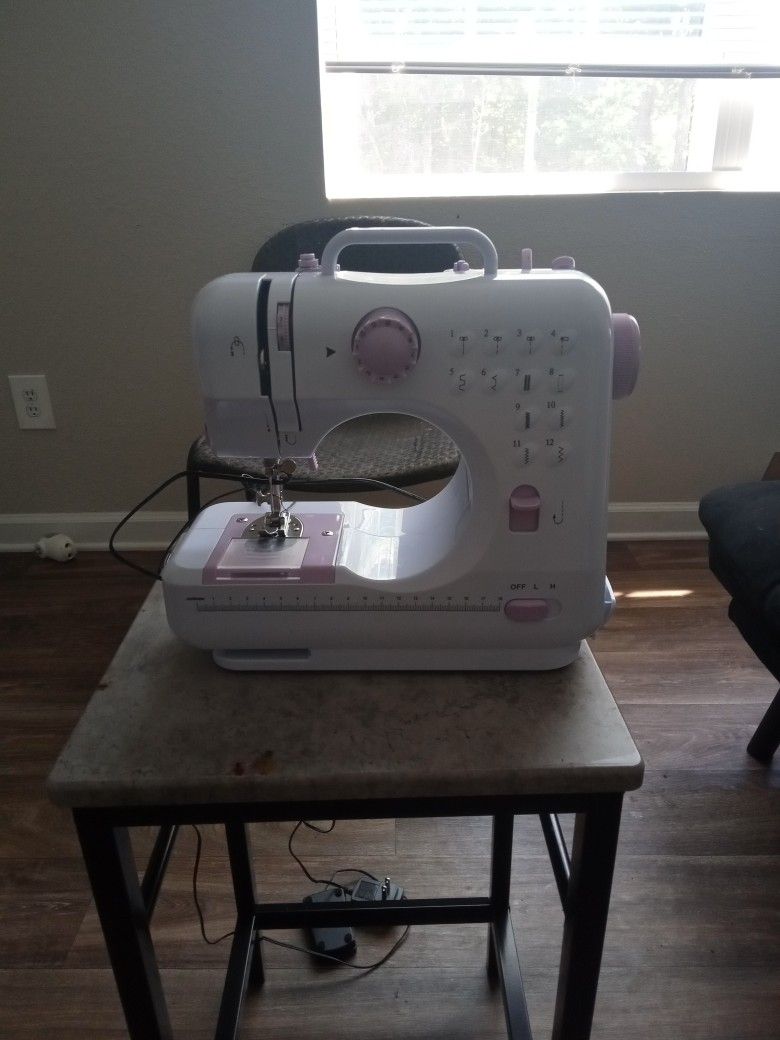 Starter Sewing Machine 