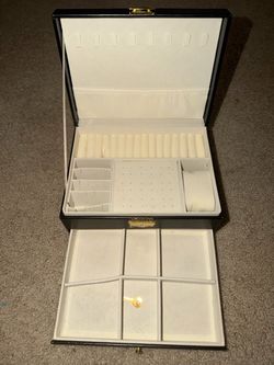 Black Quilted Jewelry Box