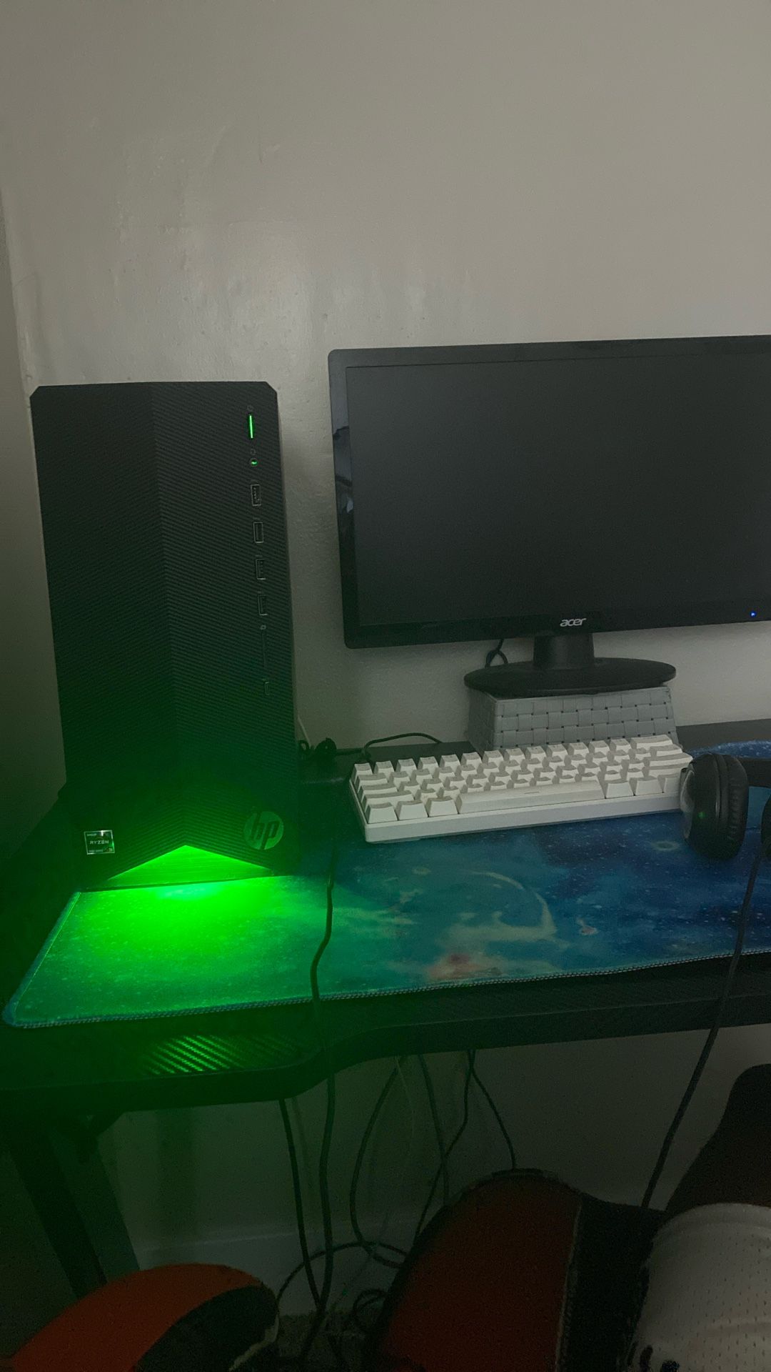 Pc Set Up Hp Palivion Good Condition