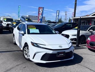 2026 Toyota Camry Hybrid