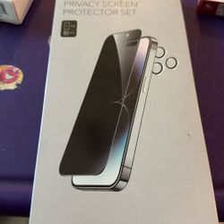 15 Pro Max Privacy Screen