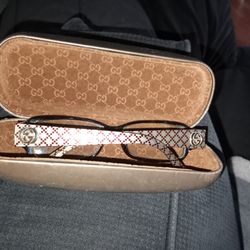 Glasses Gucci