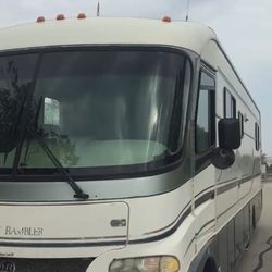 Holiday Rambler 35’ 64092 Miles