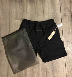 essentials shorts black