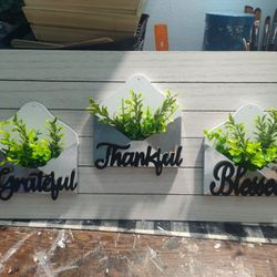 Grateful, Thankful, Blessed Sign