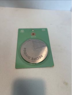 Crate & Barrel Fridge Magnet - Recipe Divider wheel 4.5" diameter stainless brand new
