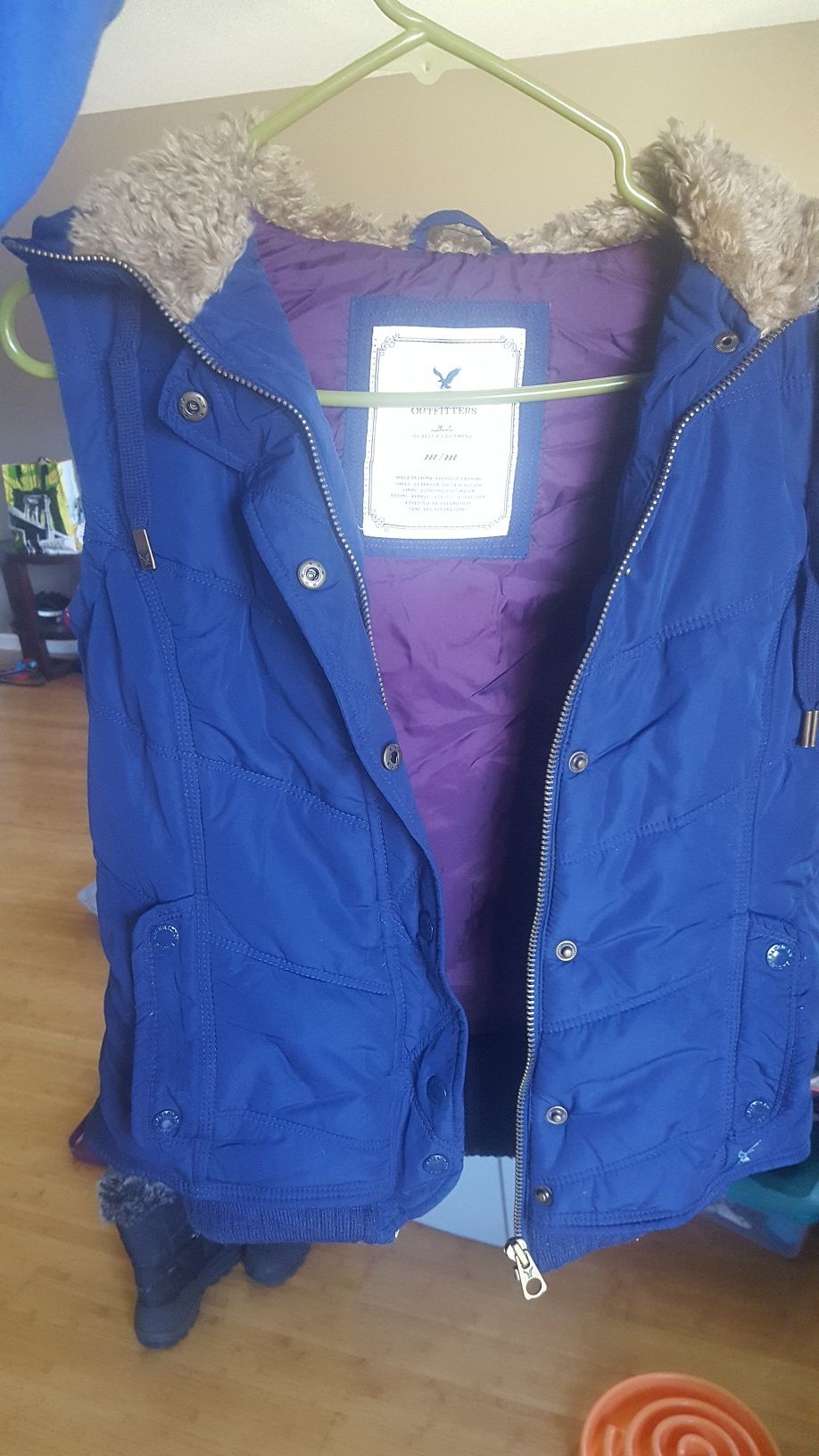 American Eagle Women's Vest