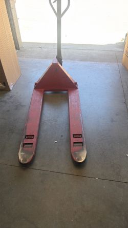 Pallet jack