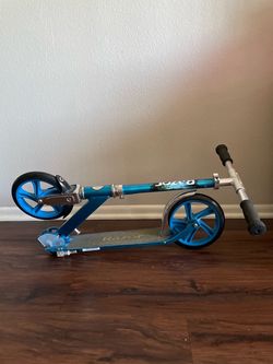 Razor A5 Lux kick scooter