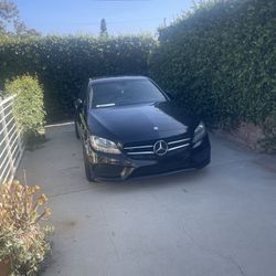 2016 Mercedes-Benz C-Class