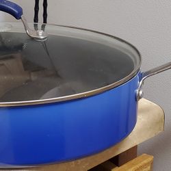 BLUE COOKING PAN
