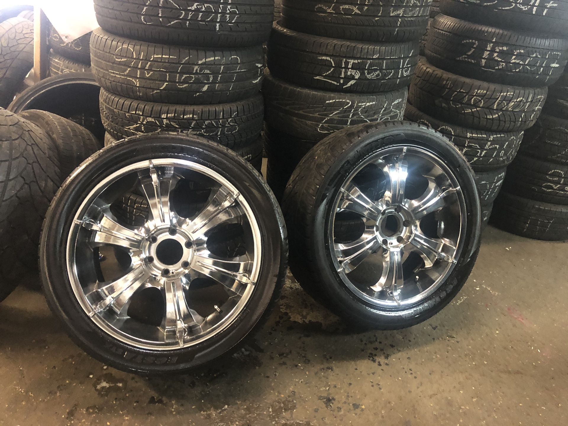 Rims for sale 22in