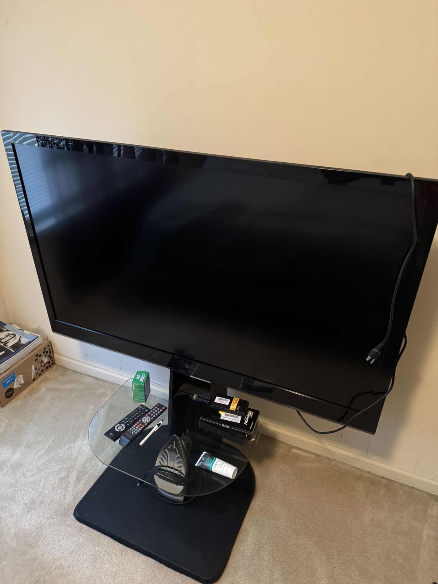 LG 50’ Inch Tv 250