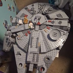 lego star wars millennium falcon building set 75257