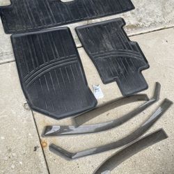 2005 Honda Civic Floor Mats, Door Visors  And Center Console Latch