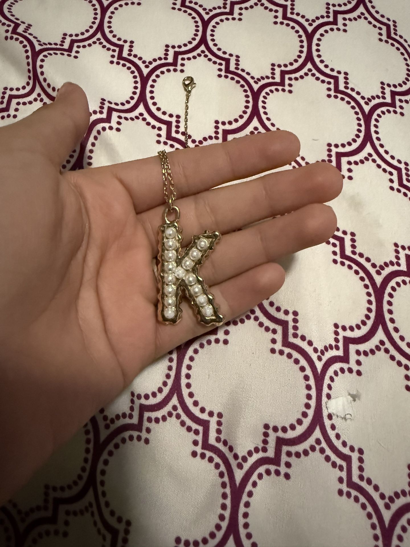 âkâ Necklace