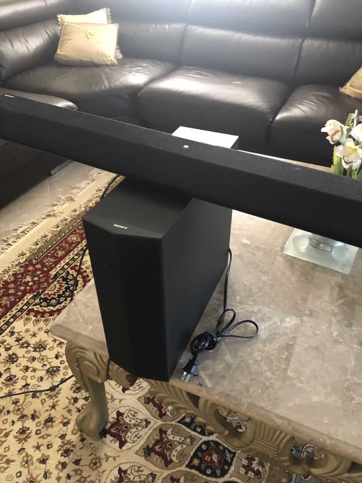 Sony Sound Bar And Wireless Sub wafer In Excellent Condation