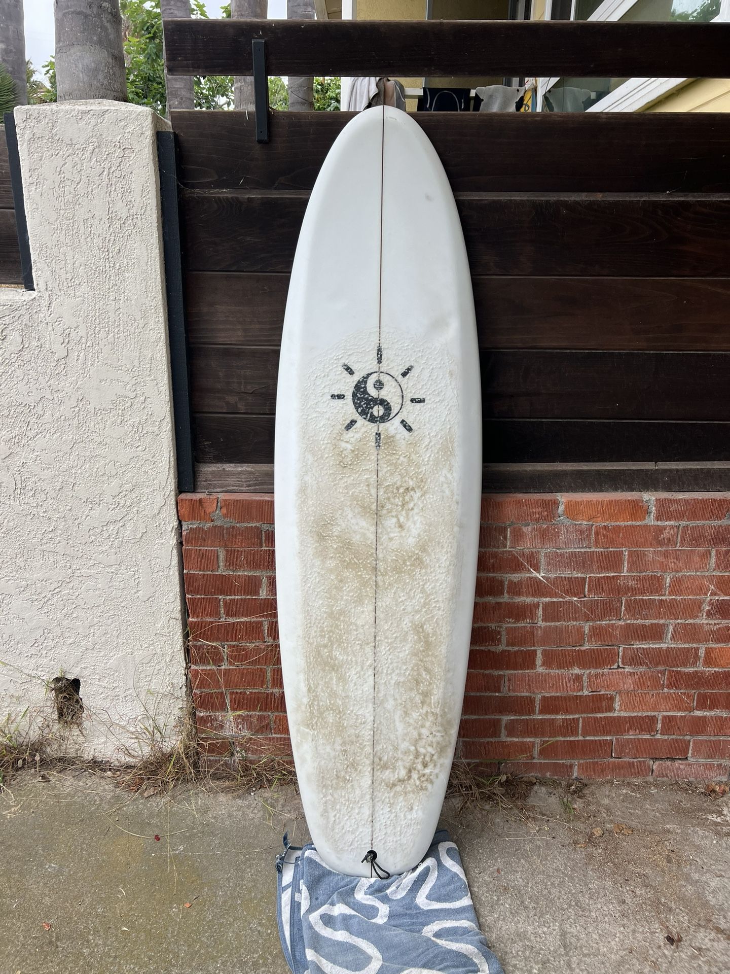 5’ 10 Twin Trailer Surfboard