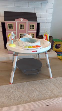 Skin hop baby activity center stand up