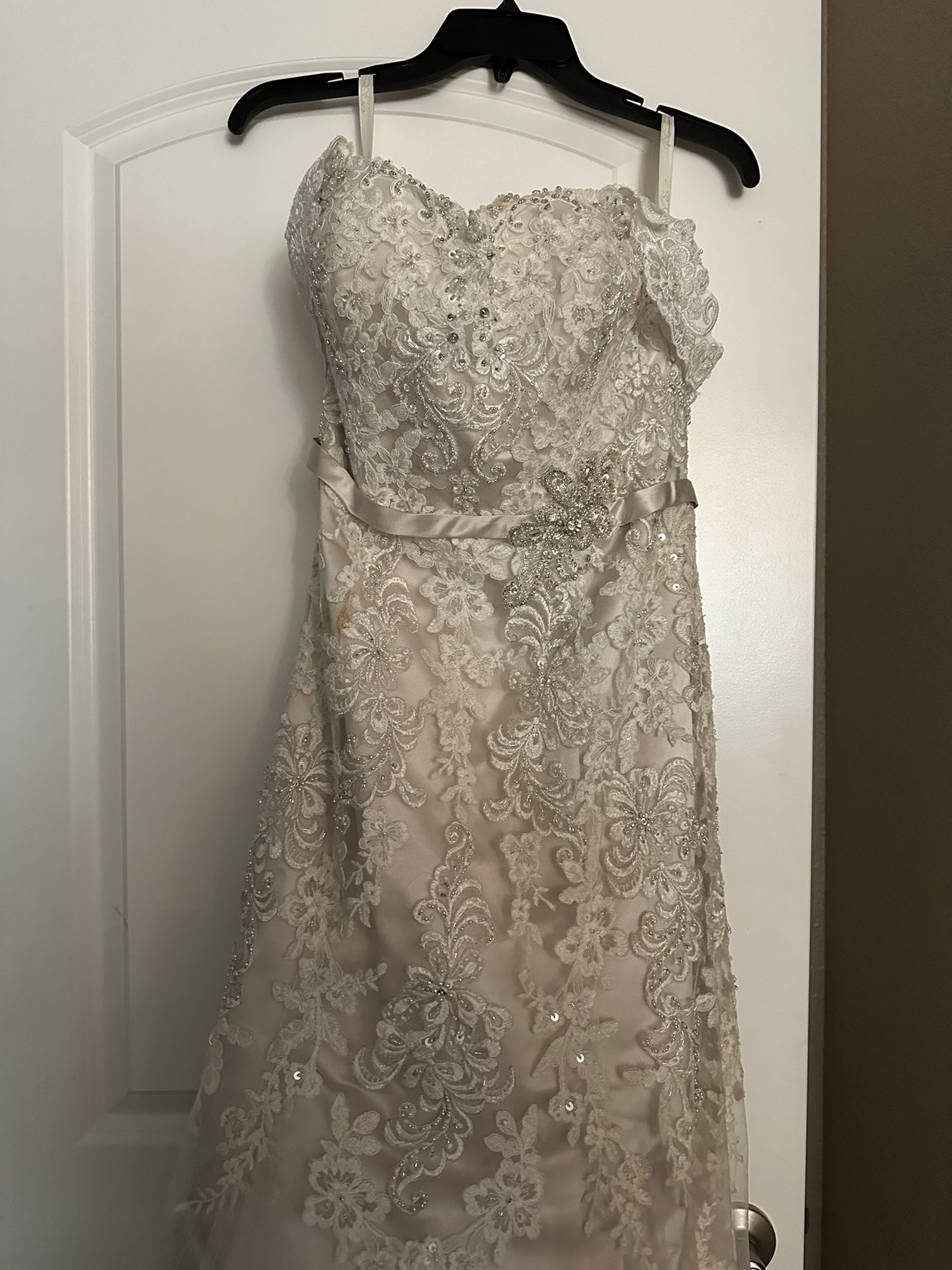 Mary’s Bridal Wedding Dress
