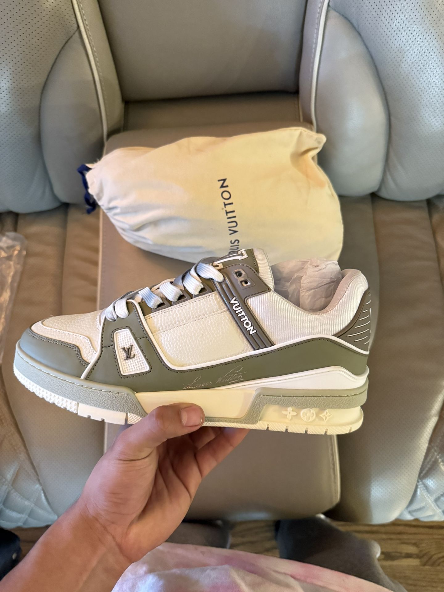 Louis Vuitton Shoes sneakers
