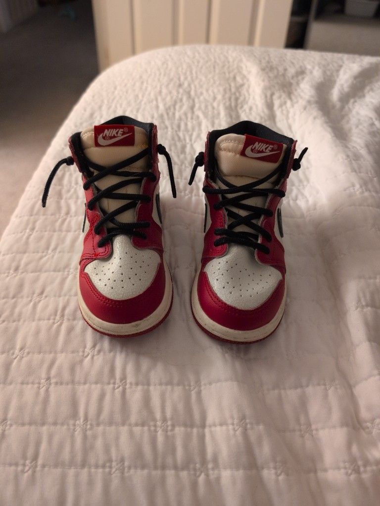 Jordan 1 Retro High OG' TD- Size 9C Toddler