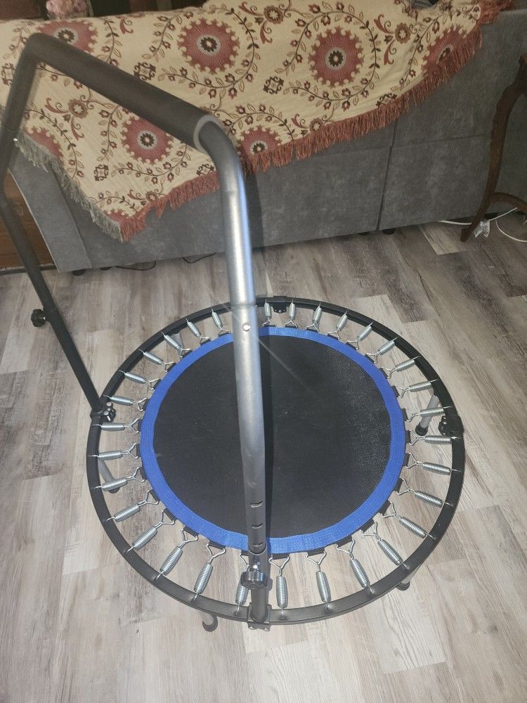 Indoor Mini Exercise Rebounder Trampoline