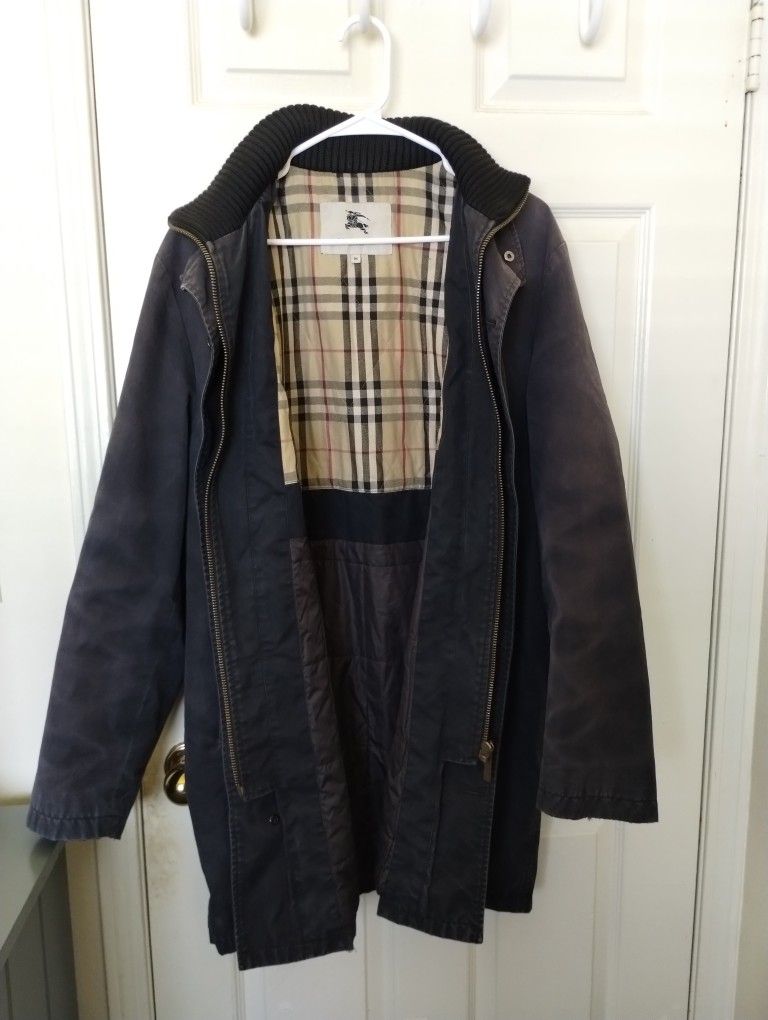 BURBERRY LONDON Nova Check quilted long coat / Men's Size Medium .