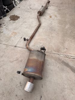 2008-2012 HONDA ACCORD SEDAN 4 DOOR 2.4L REAR MUFFLER TAIL PIPE OEM