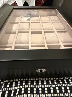New wood watch box