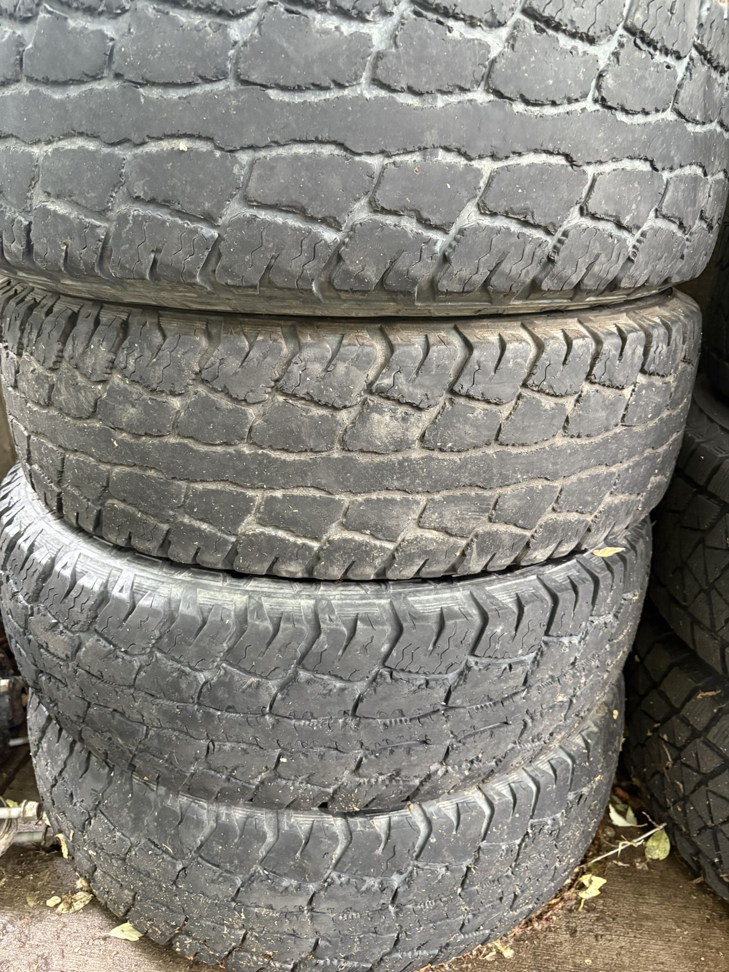 LT245/75r17 Load E Tires