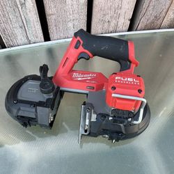 Milwaukee M12 Fuel Compact Band Saw TOOL ONLY