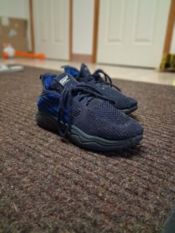 Kids shoes 13y