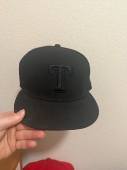 Black  Texas Rangers baseball cap Size 7 3/8