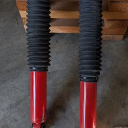 KYB Monomax Monotube Gas Shocks rear Set for 1(contact info removed) Toyota Tacoma